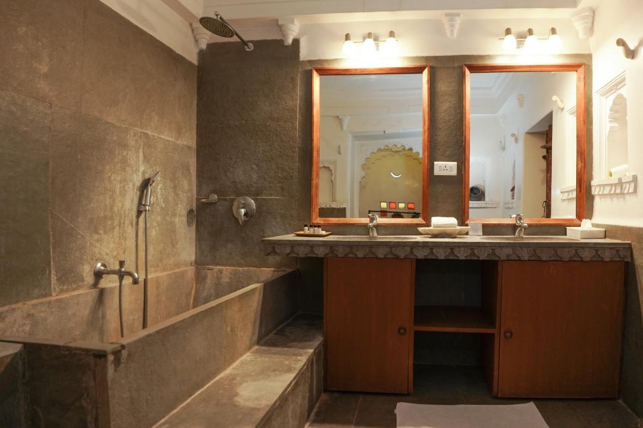 Madri Haveli Hotel Udaipur Exterior photo