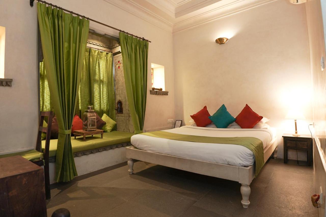 Madri Haveli Hotel Udaipur Exterior photo