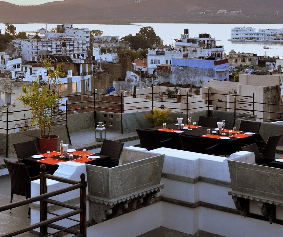 Madri Haveli Hotel Udaipur Exterior photo