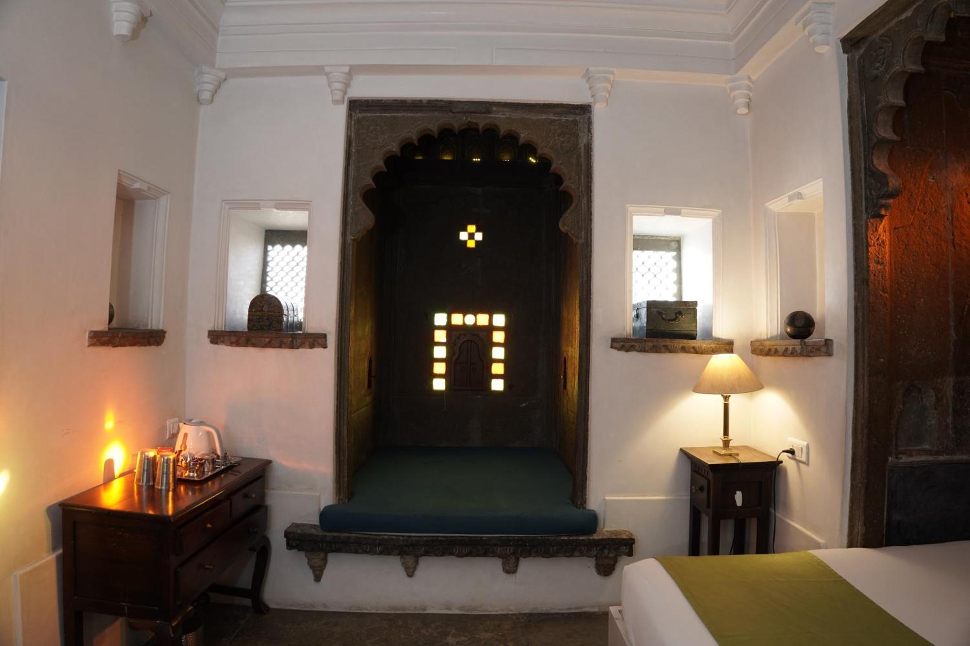 Madri Haveli Hotel Udaipur Exterior photo