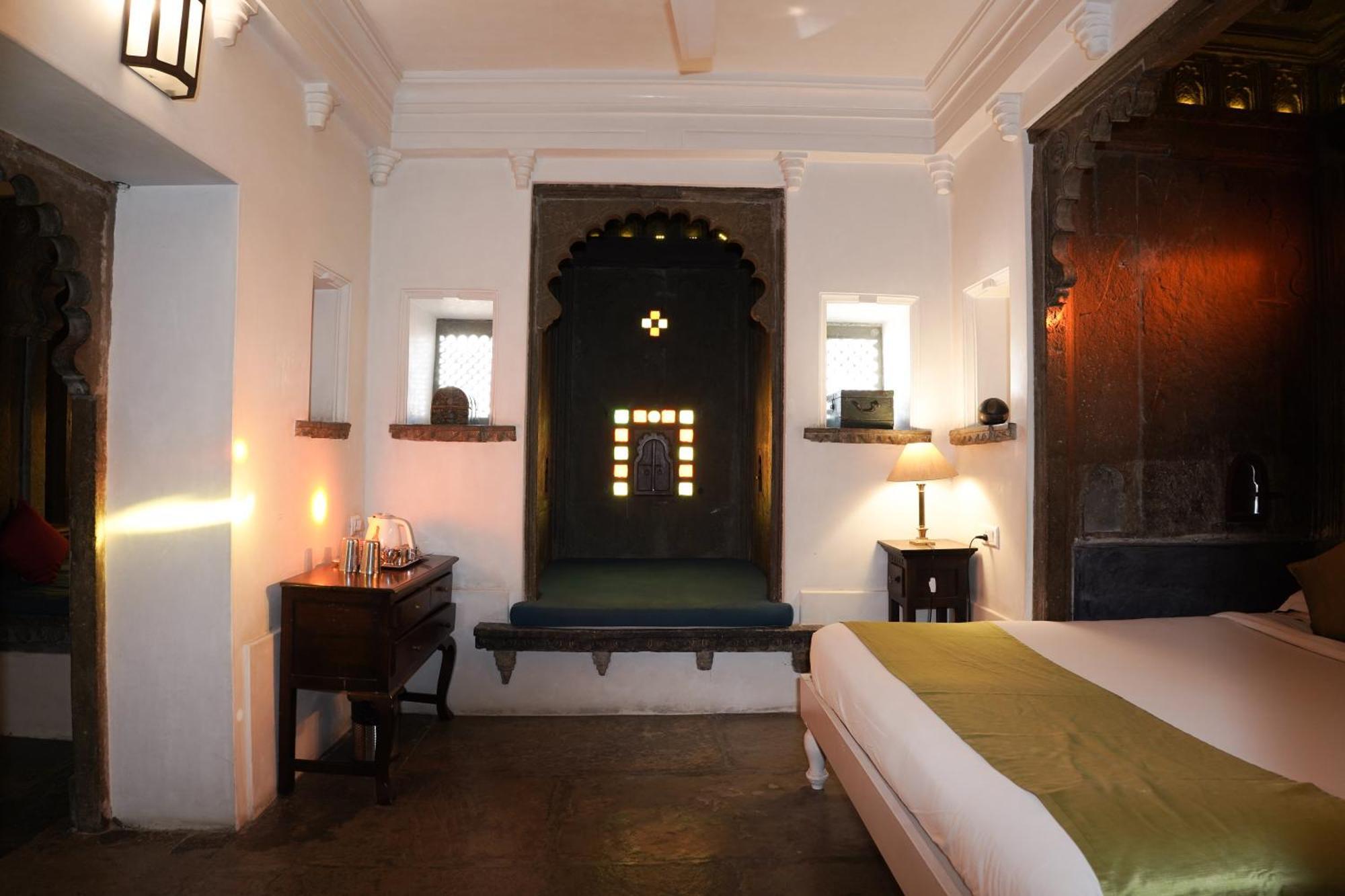 Madri Haveli Hotel Udaipur Exterior photo