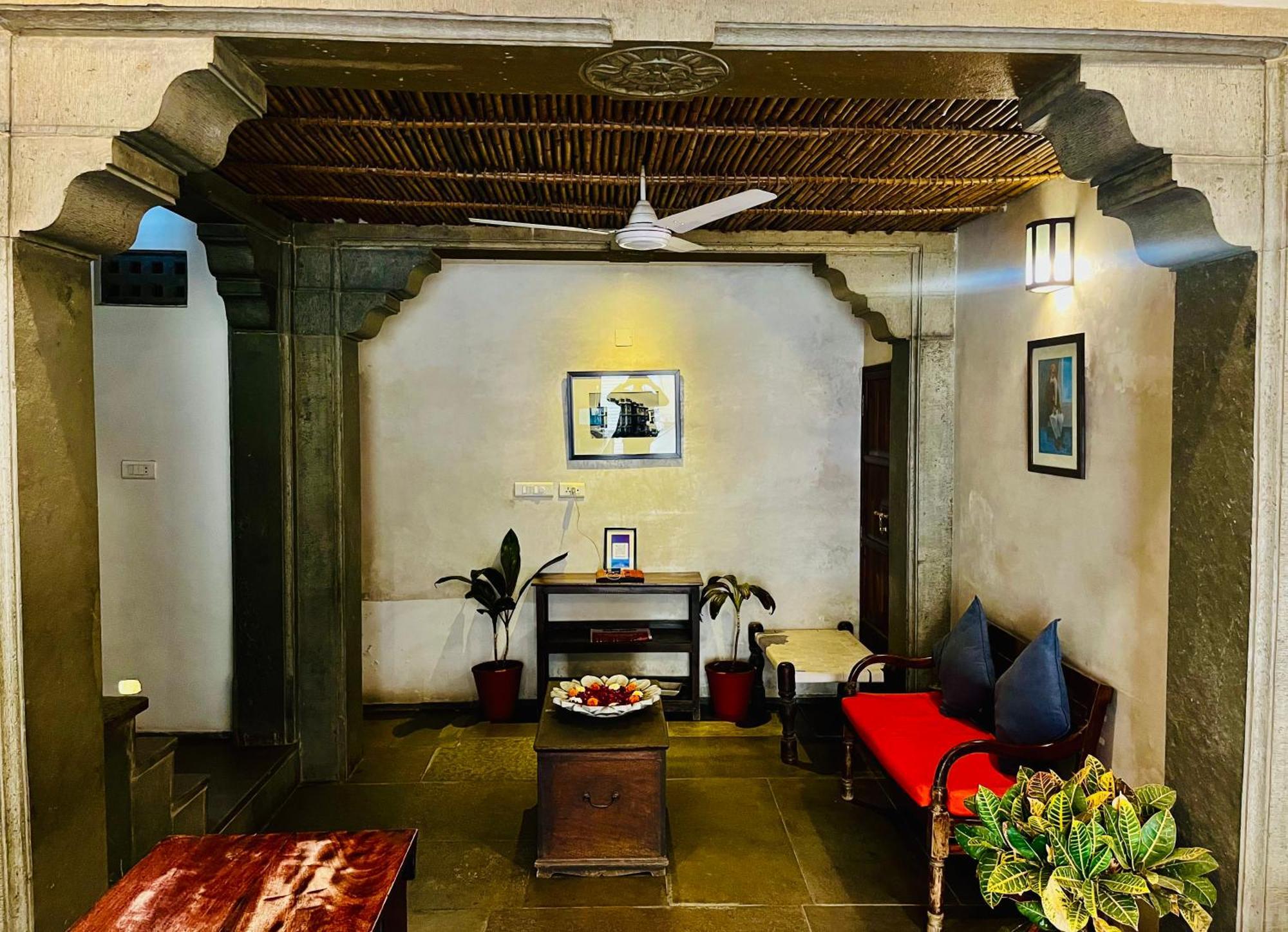 Madri Haveli Hotel Udaipur Exterior photo