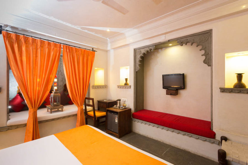 Madri Haveli Hotel Udaipur Exterior photo