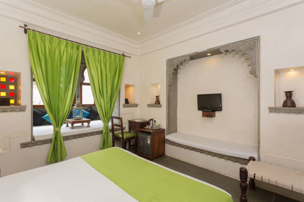 Madri Haveli Hotel Udaipur Exterior photo